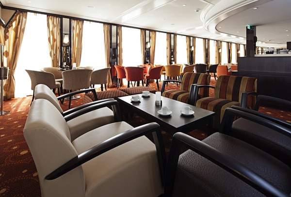 Riviera Travel, MS William Shakespeare, Lounge 2.jpg